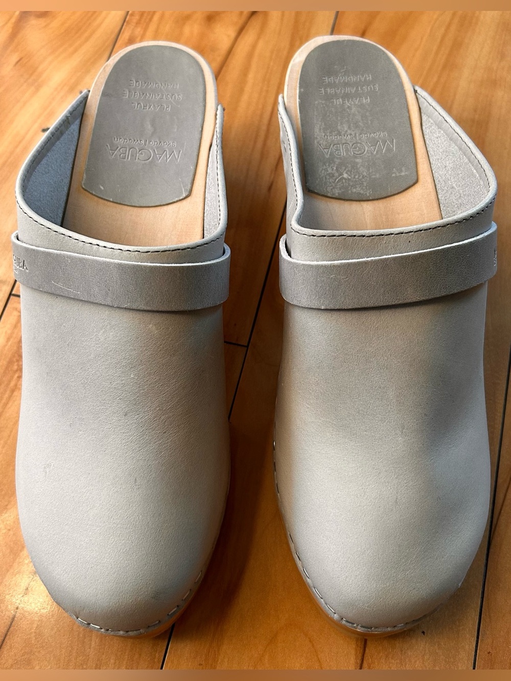 Maguba Women’s Clogs Size 40 (US 9.5 -10) Gray Leather Made In Sweden Nurse